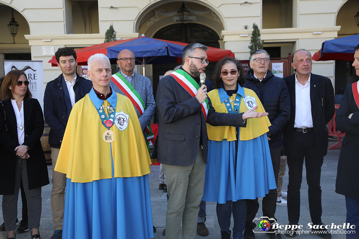 VBS_6809 - Fiera Storica di San Giuseppe 2024 - Alla Corte del Vino Barbera...la Salsiccia di Bra.jpg